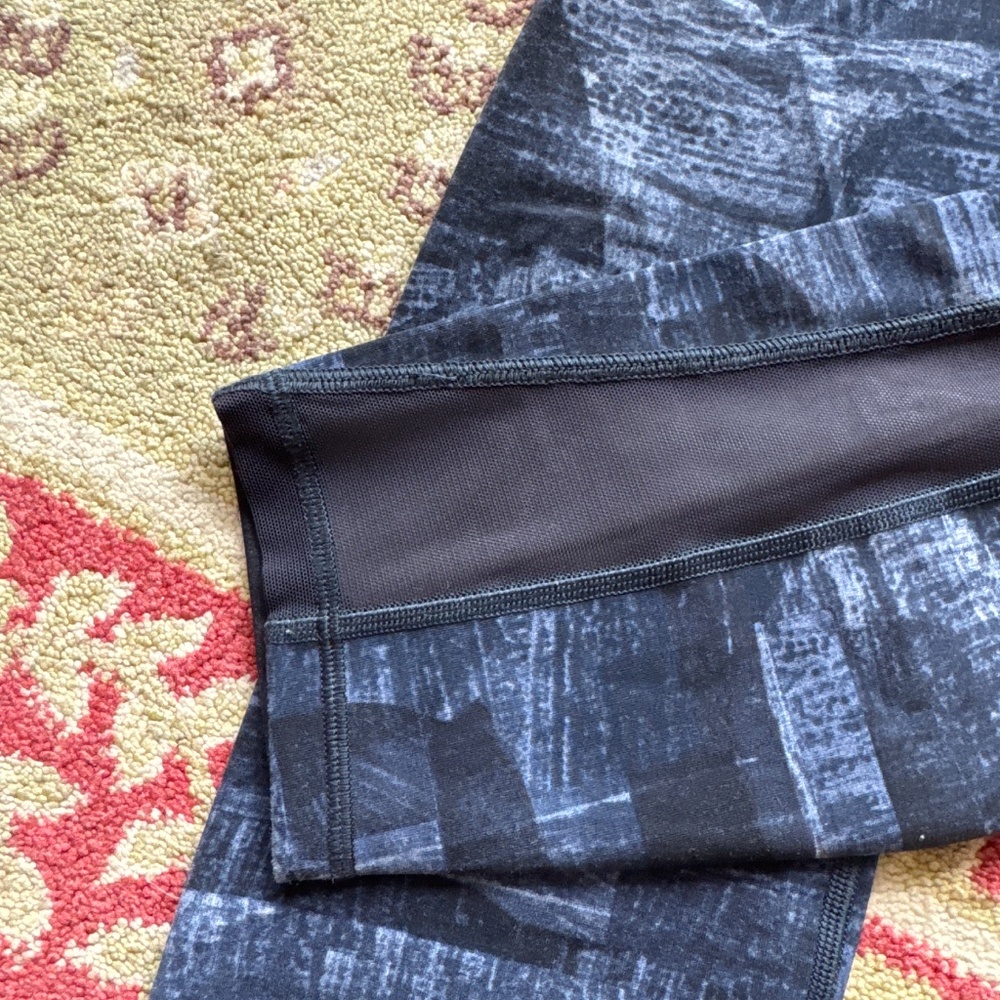 Lululemon Wunder Under Hi-Rise Tight Full-On Luxtreme 25”Midnight Navy Size 8